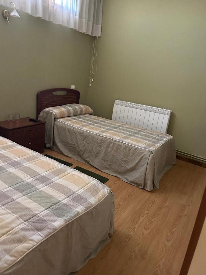 Hostal Transilvania Santa Cruz de Moncayo Luaran gambar